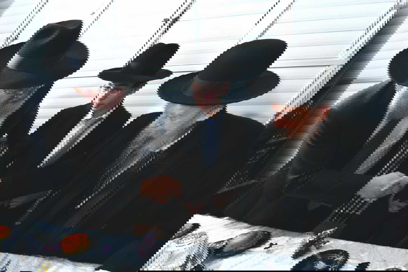 כך חגג ראש הישיבה, הגרי"ג אדלשטיין בר מצווה לנינו