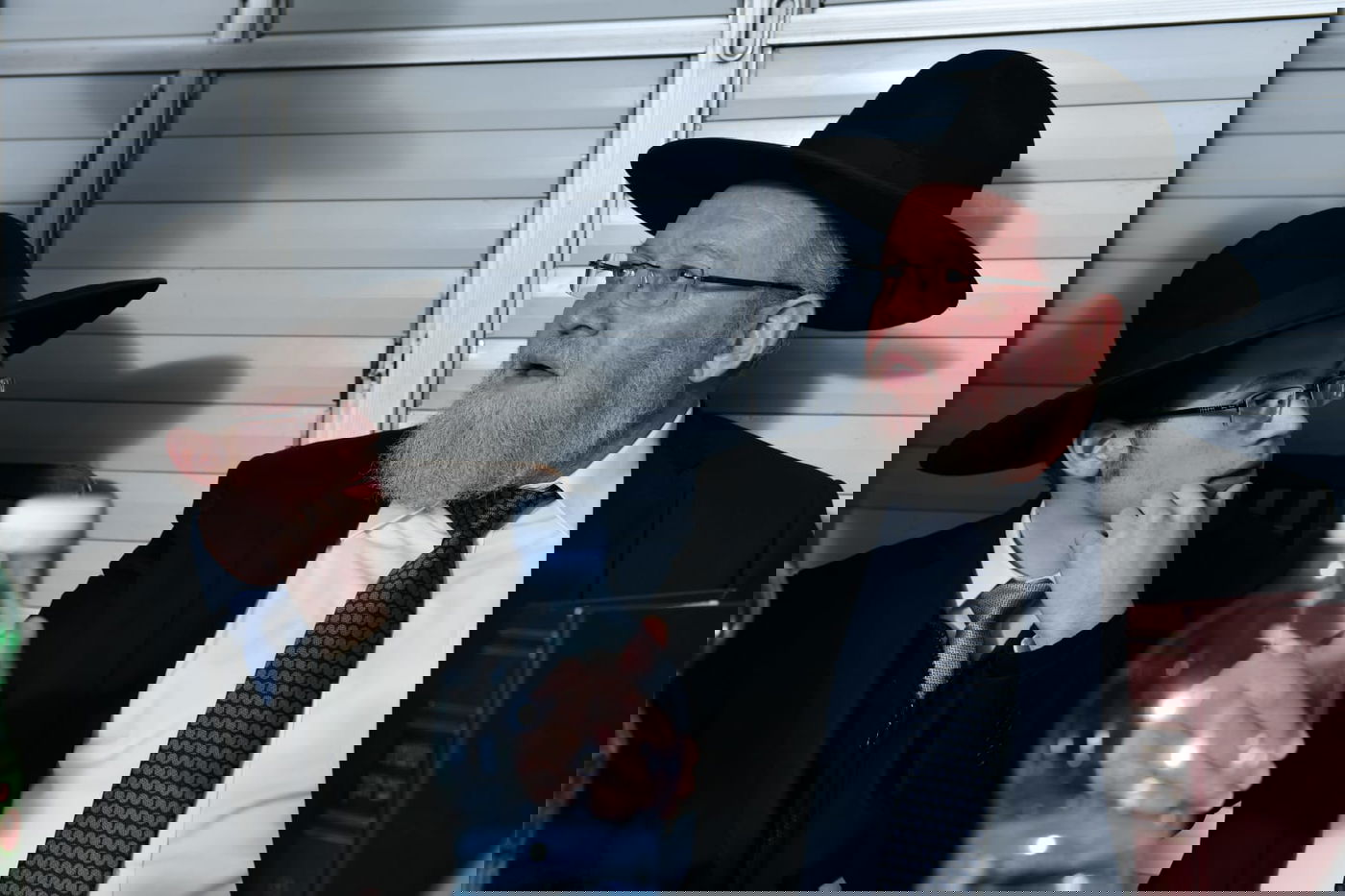 כך חגג ראש הישיבה, הגרי"ג אדלשטיין בר מצווה לנינו