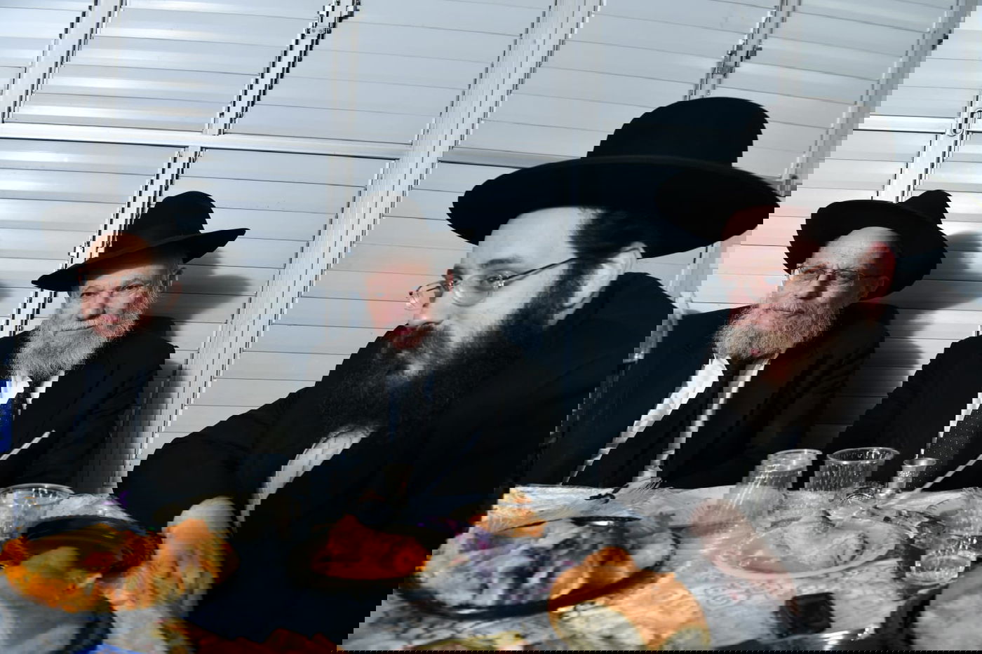 כך חגג ראש הישיבה, הגרי"ג אדלשטיין בר מצווה לנינו