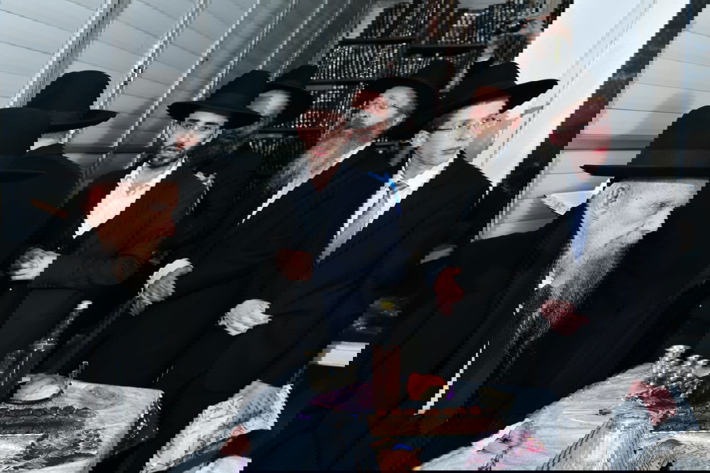 כך חגג ראש הישיבה, הגרי"ג אדלשטיין בר מצווה לנינו