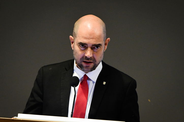 השר אמיר אוחנה