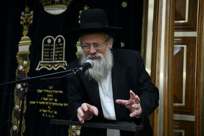 ב'לדרמן': עצרת מספד להגר"א שכטר. צפו