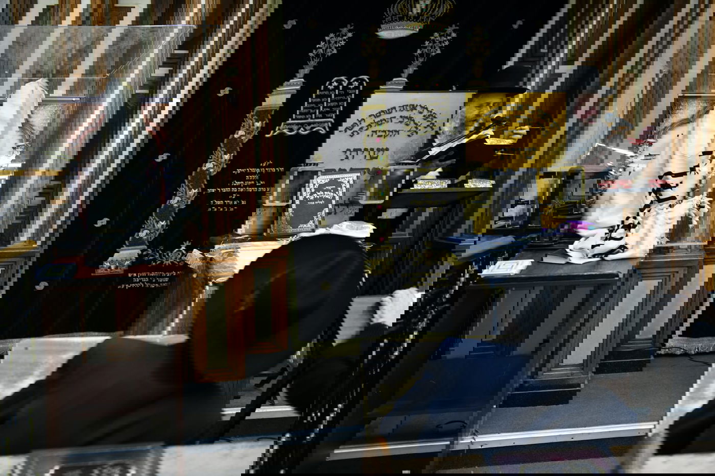 ב'לדרמן': עצרת מספד להגר"א שכטר. צפו