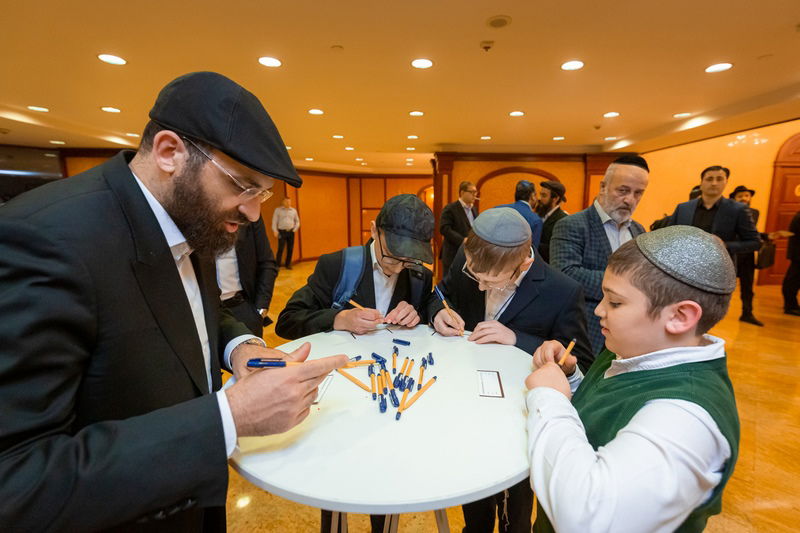 החגיגה במוסקבה לכבוד חג הגאולה, י"ט כסלו