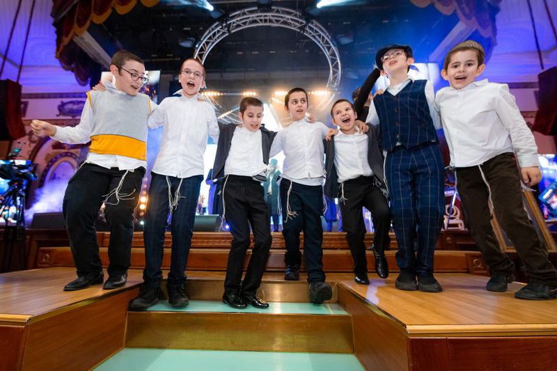 החגיגה במוסקבה לכבוד חג הגאולה, י"ט כסלו