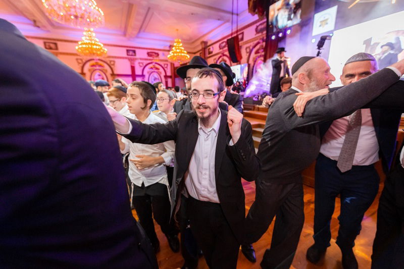 החגיגה במוסקבה לכבוד חג הגאולה, י"ט כסלו