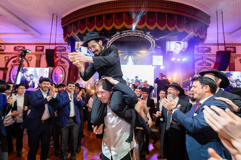 החגיגה במוסקבה לכבוד חג הגאולה, י"ט כסלו