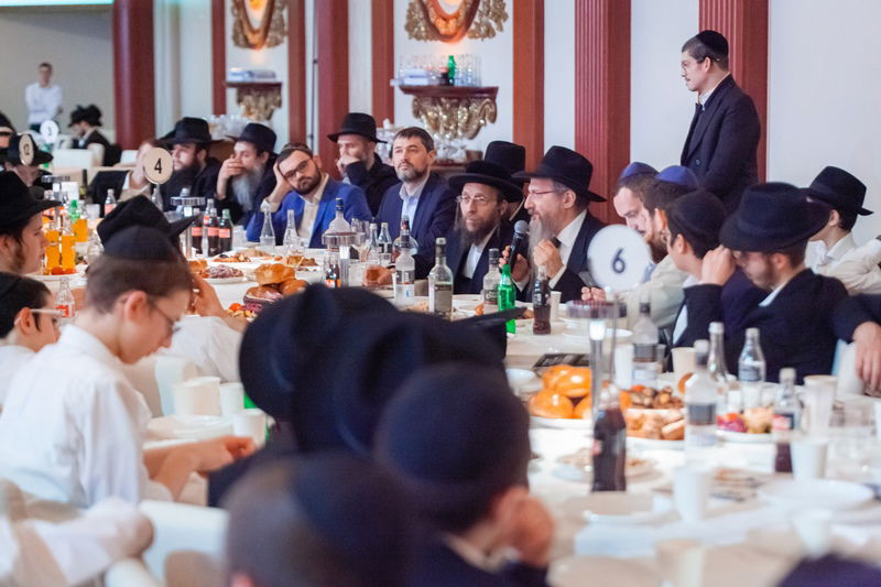 החגיגה במוסקבה לכבוד חג הגאולה, י"ט כסלו