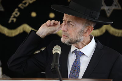 אורי מקלב תוקף את הממשלה: "מפלים את ארגוני הקירוב החרדים"