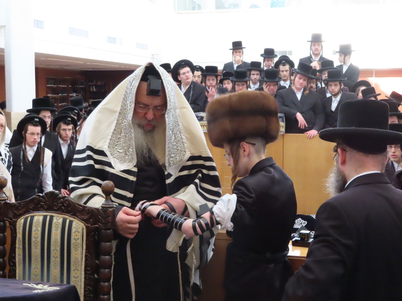 בנדבורנה חגגו בר מצווה לנכדו של הרבי