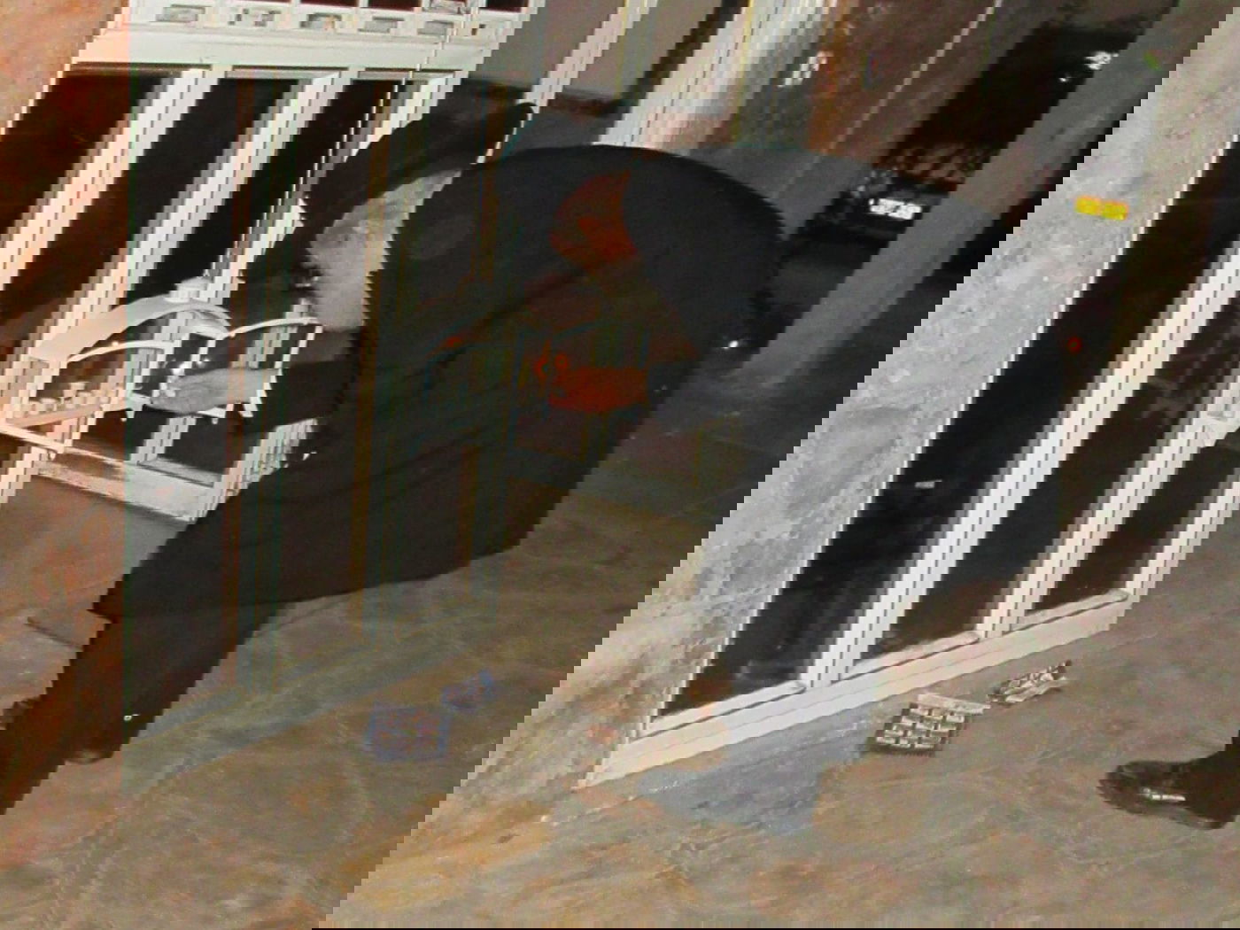 ראש הישיבה, הגאון הרב שמואל מרקוביץ', הדליק נר ראשון ומיד מסר את שיעורו