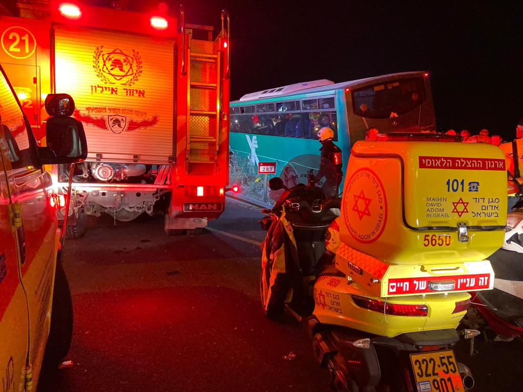 דוברות מד"א