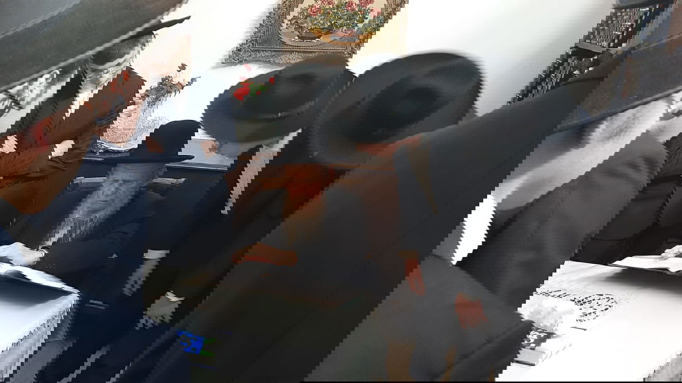 ראש הישיבה הדליק נר ראשון, ושקע בלימוד