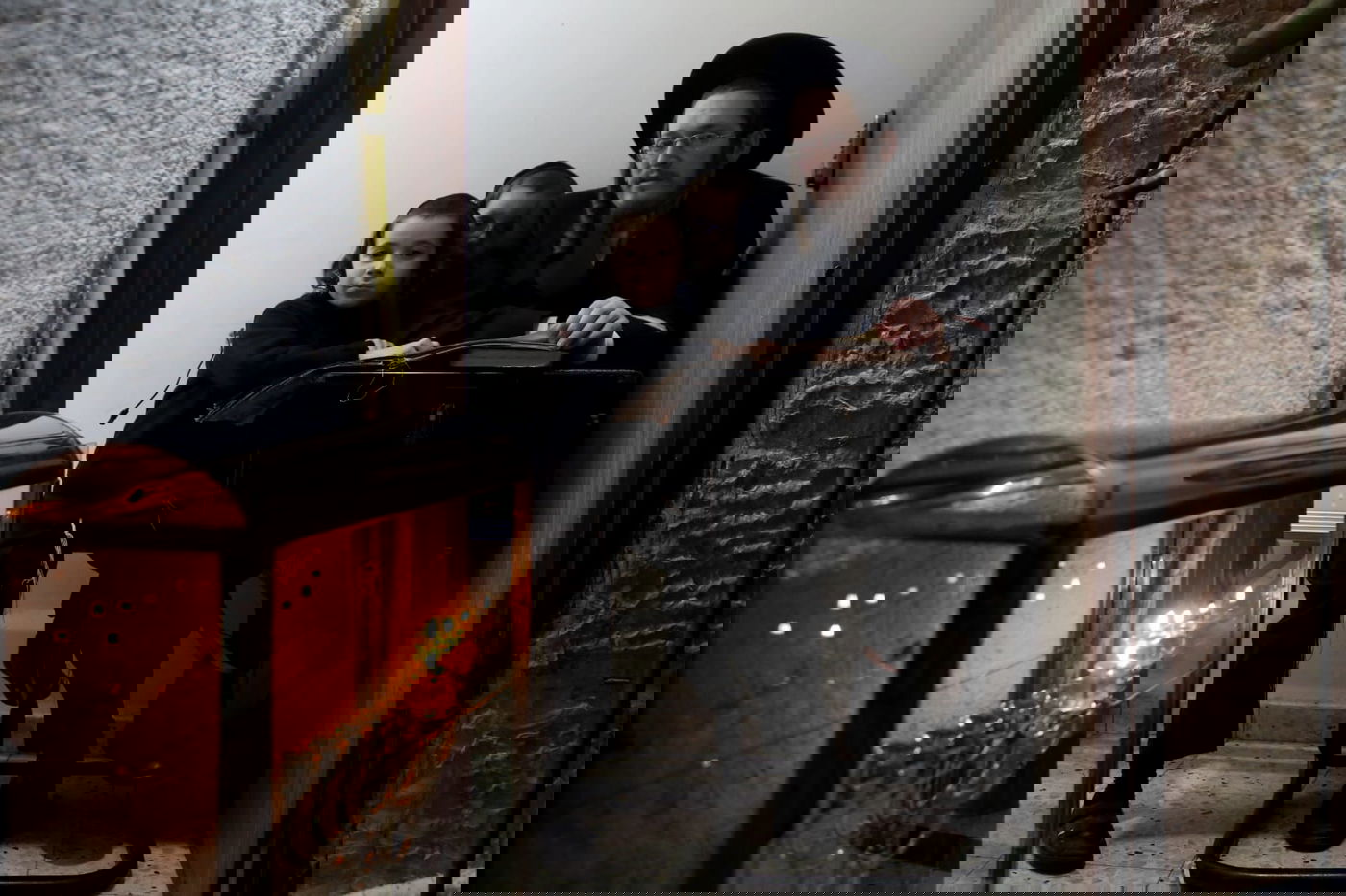 צפו: אווירת ימי חג החנוכה ברחובות ירושלים