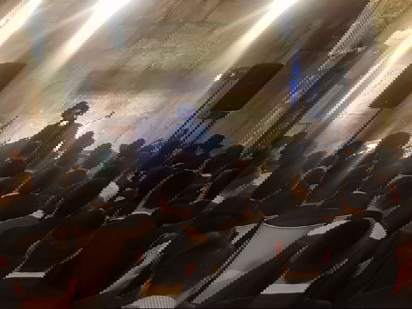 הזיץ של 'היישוב' במנהרות הכותל • צפו