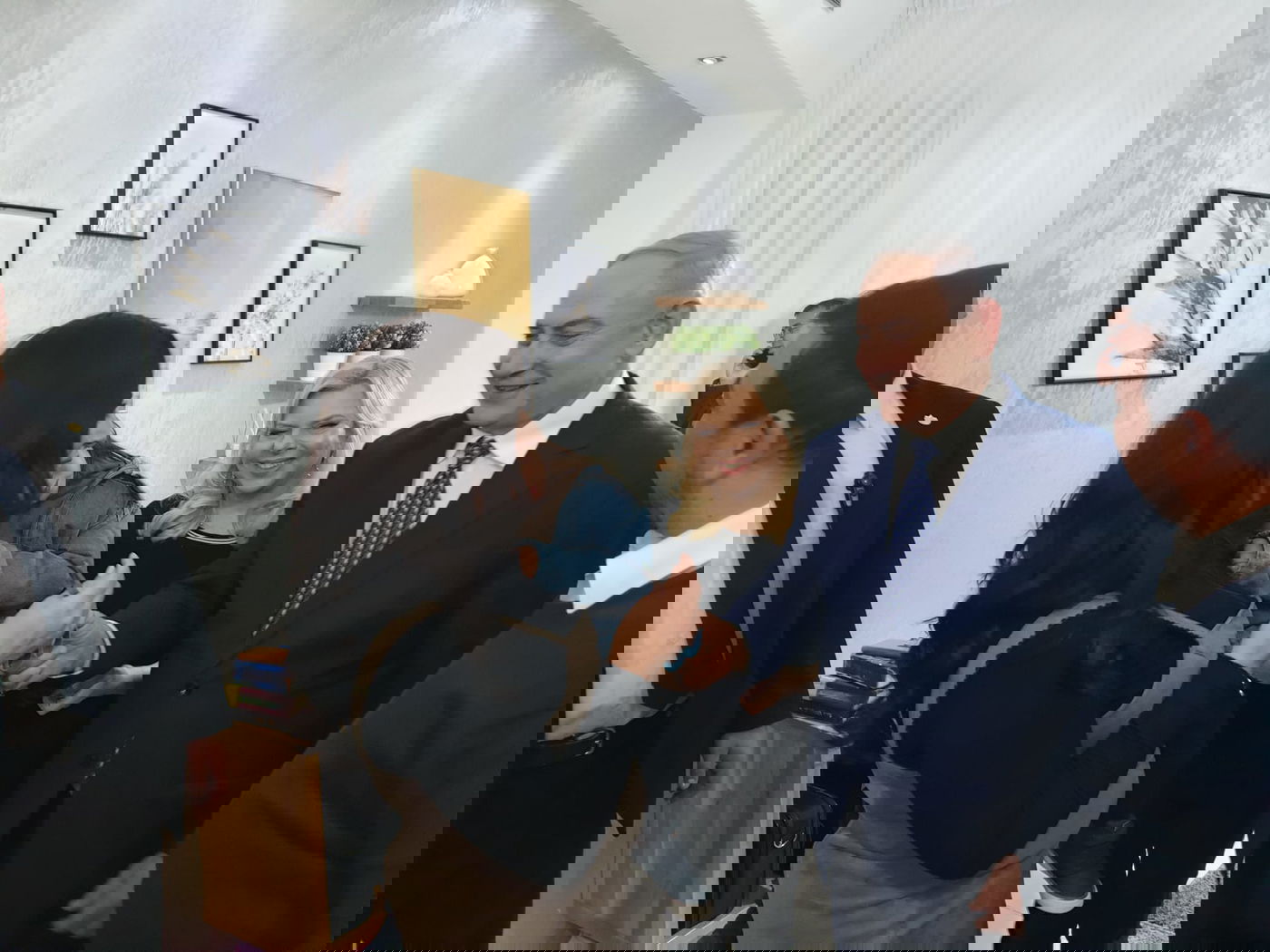 לראשונה בחייו: נתניהו עשה 'חלאקה' לילד