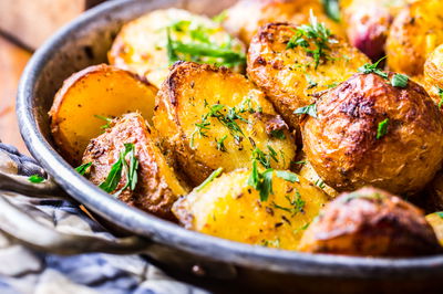 הטרנד שכובש את הרשת: כך תכינו "תפוחי אדמה נמסים"