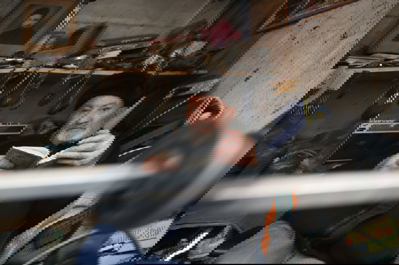 הקשיש, בו התעלל מוחתסב