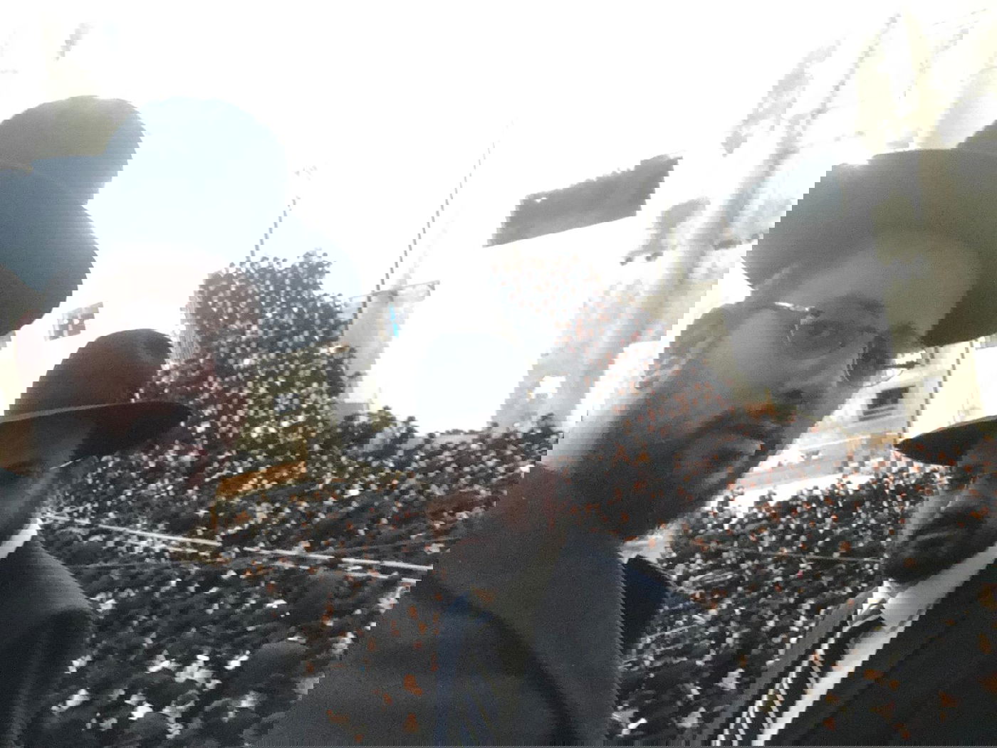 בדרך לויז'ניץ עוברים בגור