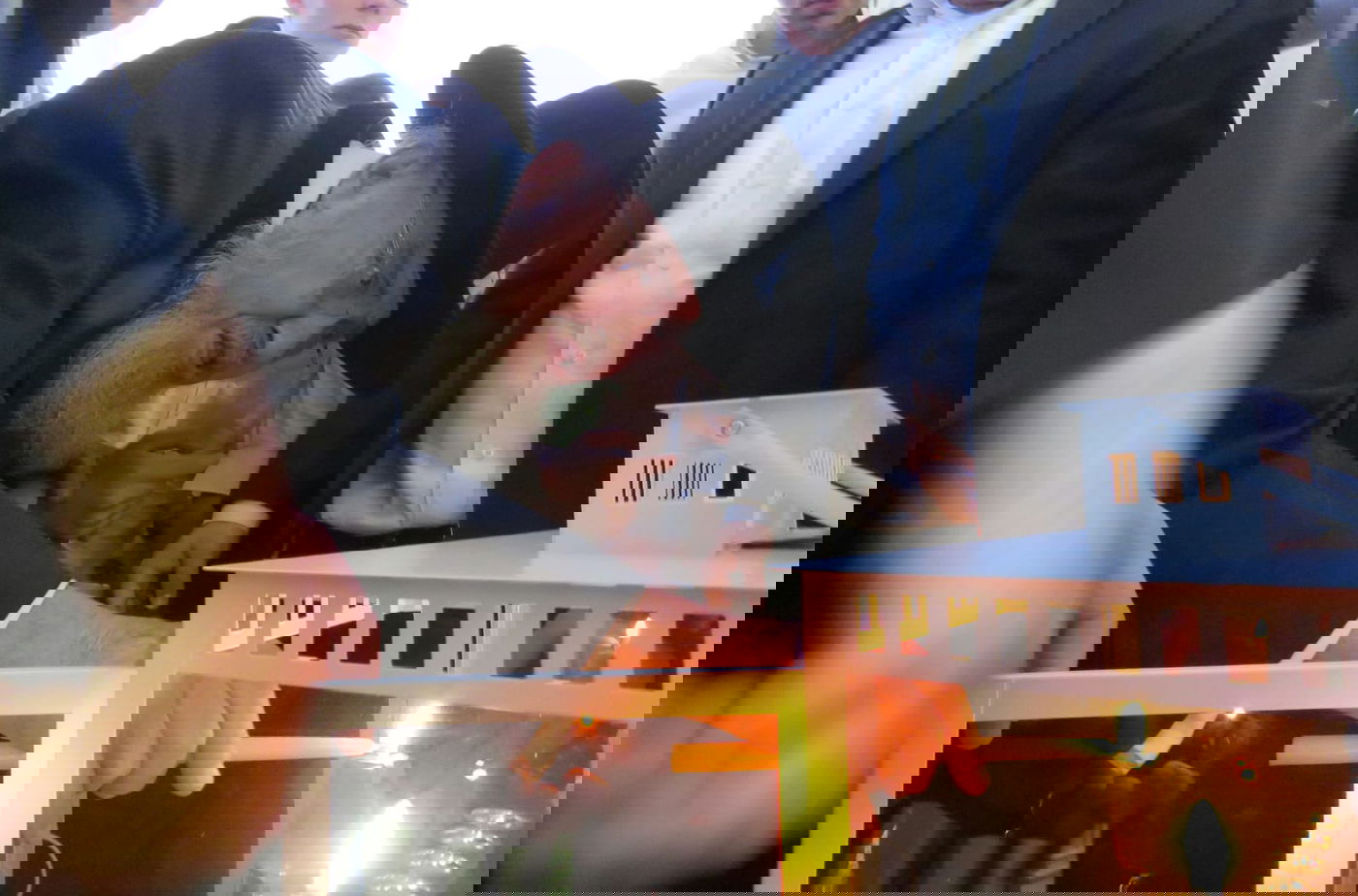 ההדלקה של הגרב"מ אזרחי • צפו בתיעוד