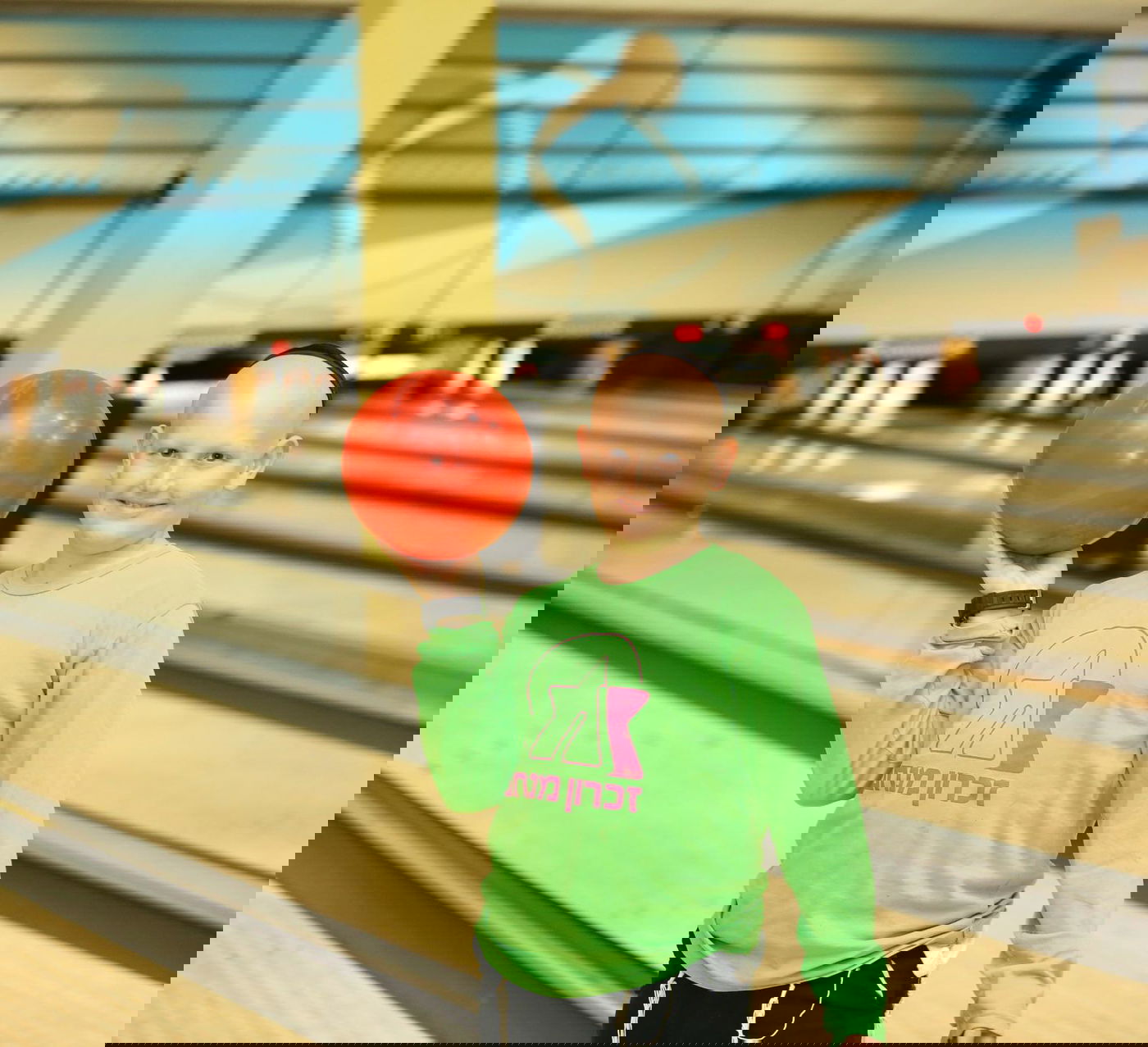 מאות חולי הסרטן הוטסו לנופש מרהיב • צפו