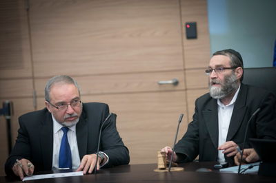 לשכת ח"כ גפני מגיבה להסתה: "ליברמן שונא את ביבי ואת החרדים"