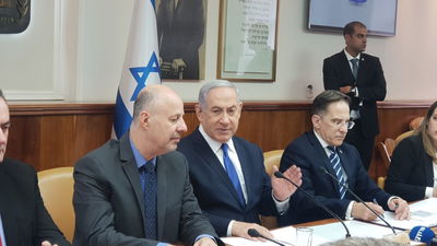 צפו: נתניהו מתגאה - ותוקף את התקשורת