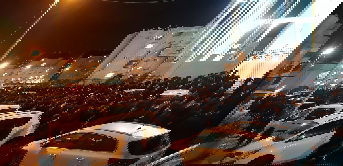 צפו: תיעוד ממסע ההלוויה של האברך מוטי קליין