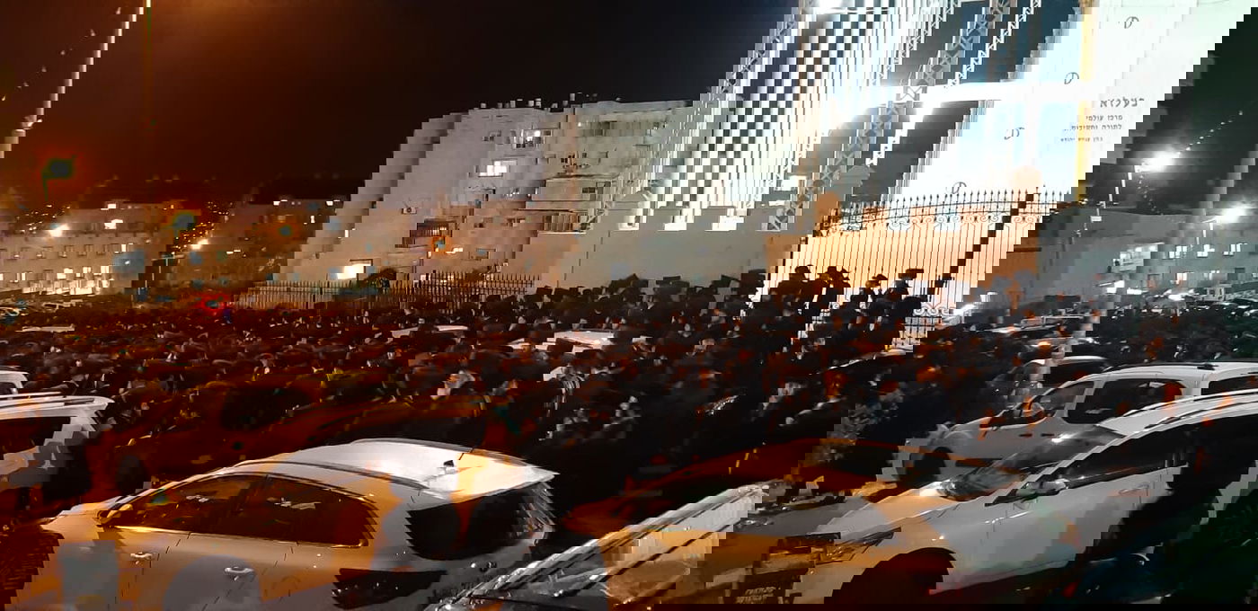 צפו: תיעוד ממסע ההלוויה של האברך מוטי קליין