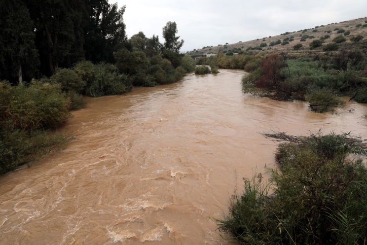 נהר הירדן שוצף ביום שישי