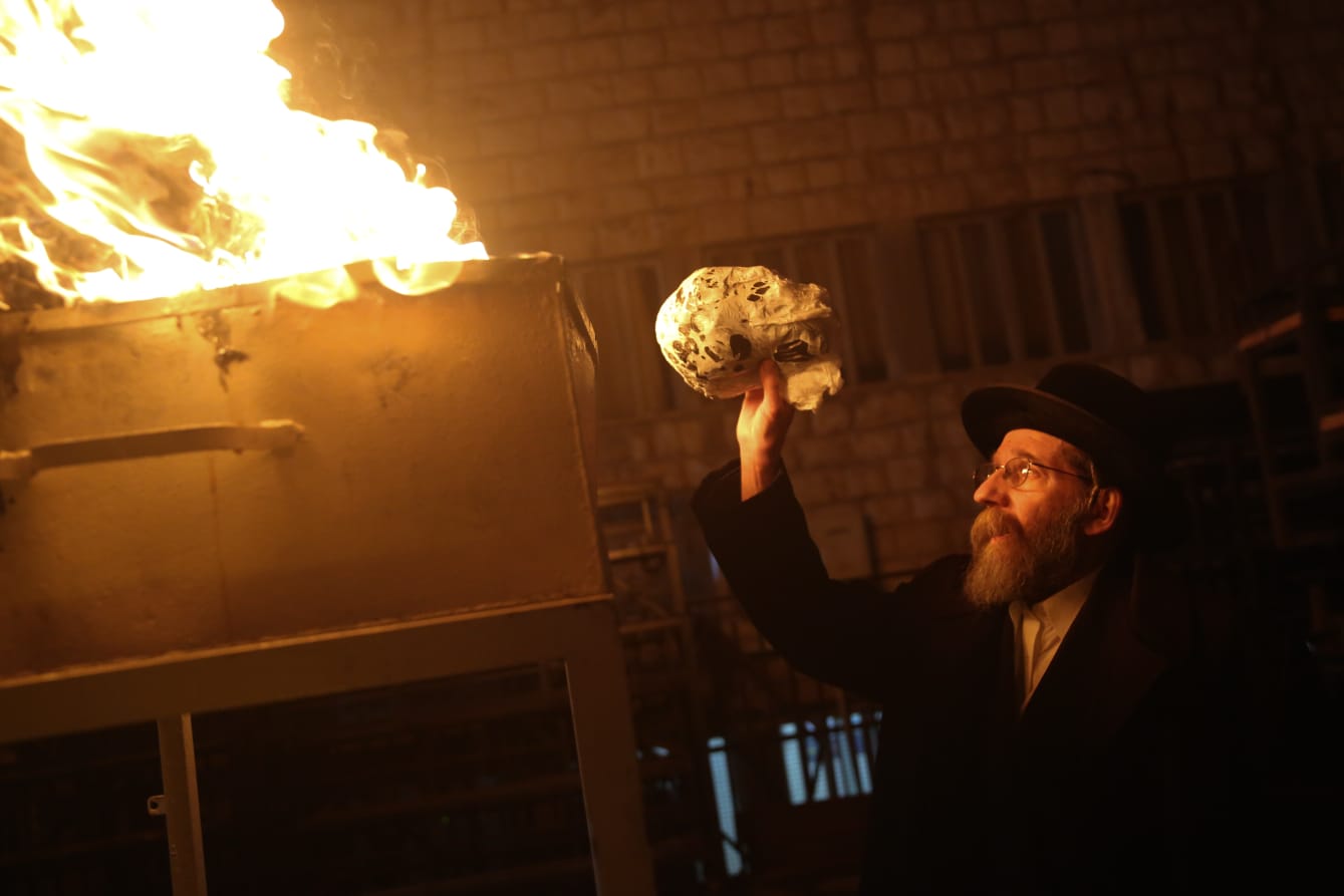 האדמו"ר מתולדות אהרן בשריפת הפתילות