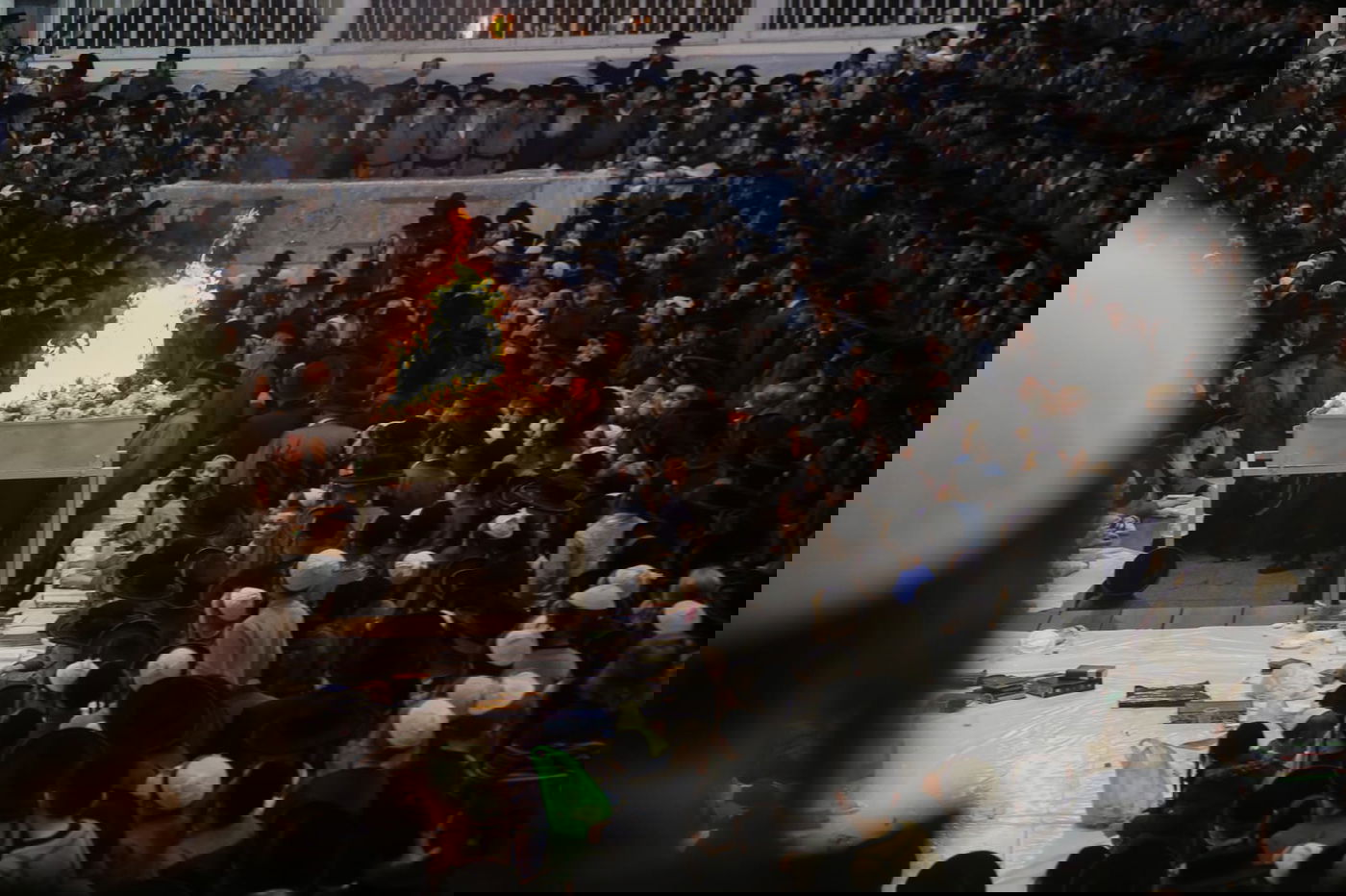 האדמו"ר מתולדות אהרן בשריפת הפתילות