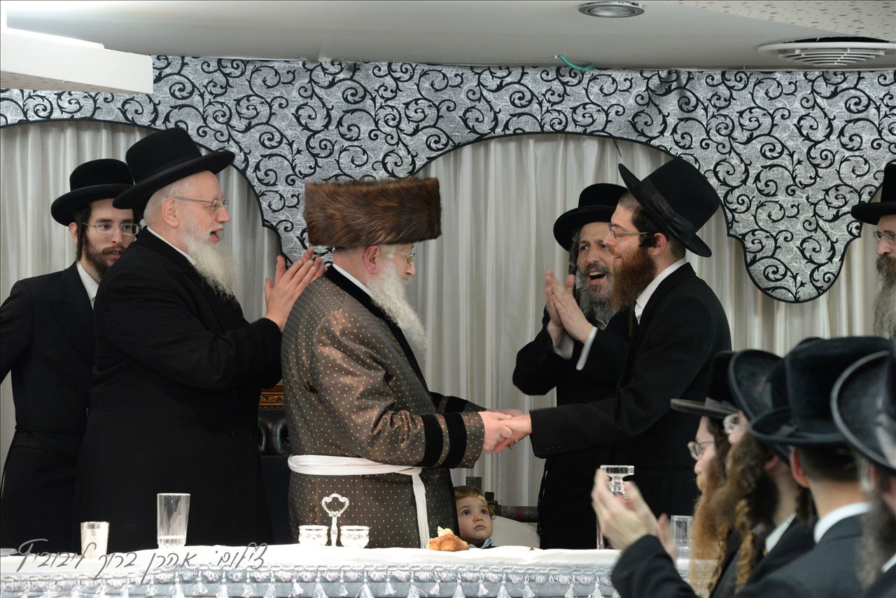 מעמד הדלקת נר חנוכה וסיום הש"ס בחסידות נדבורנה בחיפה