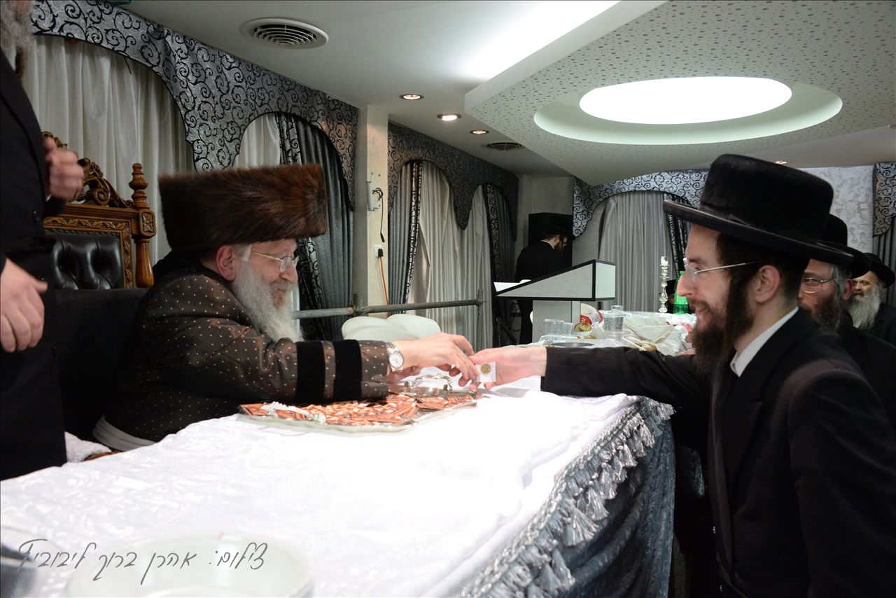 מעמד הדלקת נר חנוכה וסיום הש"ס בחסידות נדבורנה בחיפה