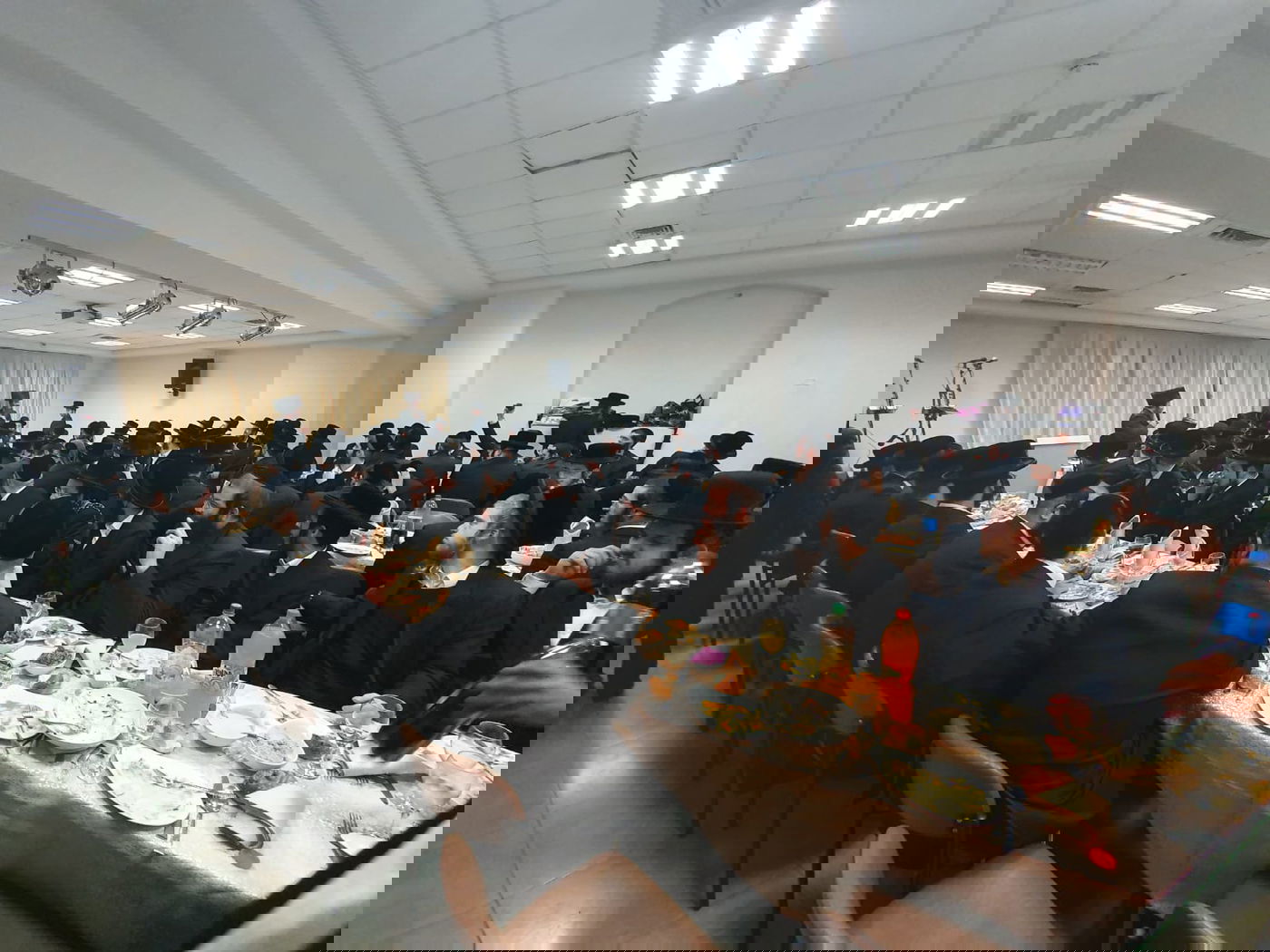 הבחור סיים את הש"ס; הישיבה חגגה איתו