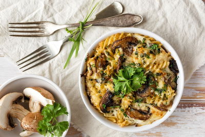 פסטה פטריות בתנור