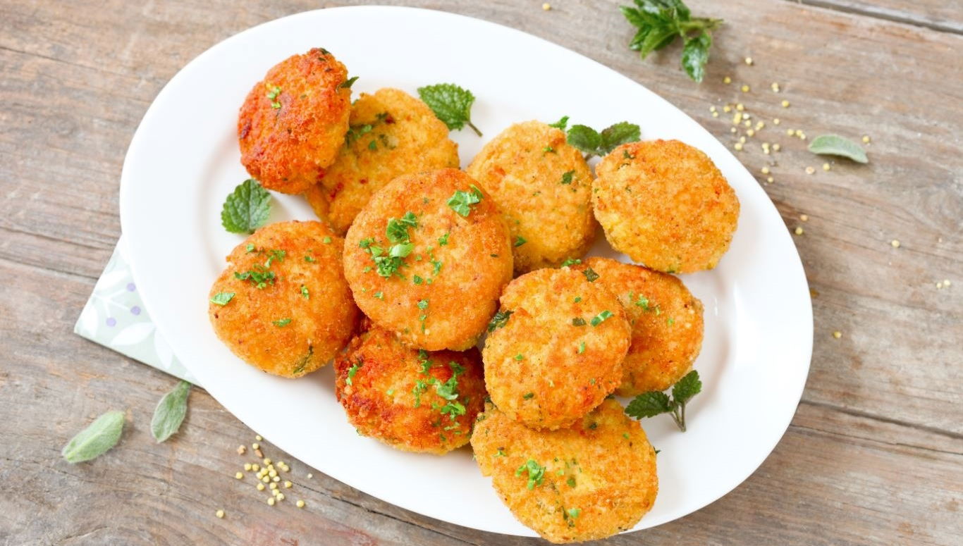 נאגטס - חטיפי עוף וקינואה אפויים במרקם קריספי ממכר