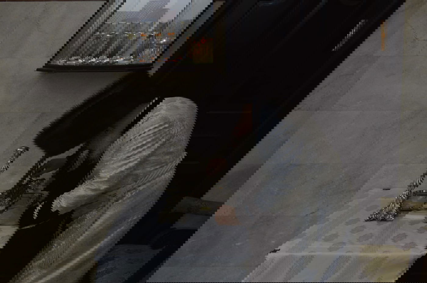 'טיש זאת חנוכה' בחצר הקודש נדבורנה - ביתר