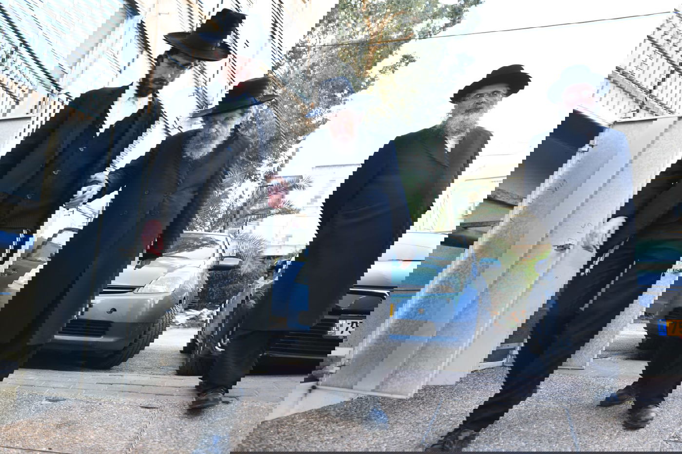 הגר"ד לנדו שימש כסנדק בברית לנין הרב גריינמן