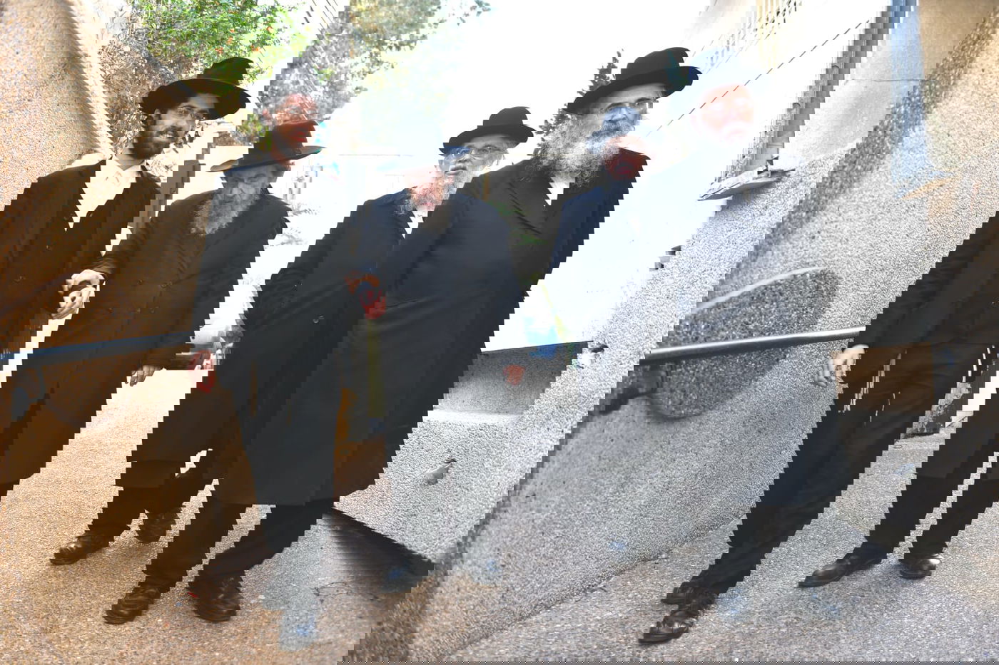 הגר"ד לנדו שימש כסנדק בברית לנין הרב גריינמן