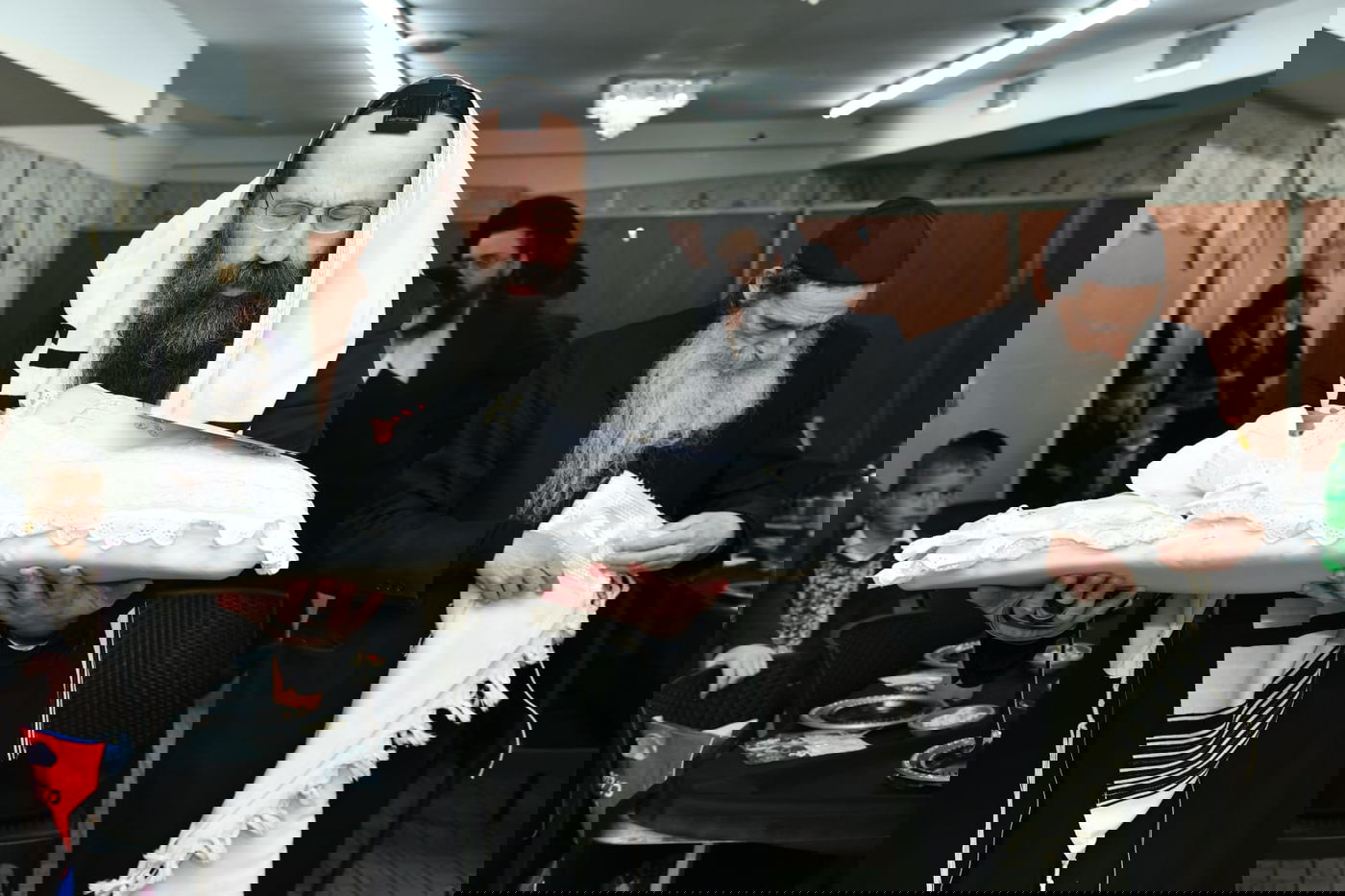 הגר"ד לנדו שימש כסנדק בברית לנין הרב גריינמן