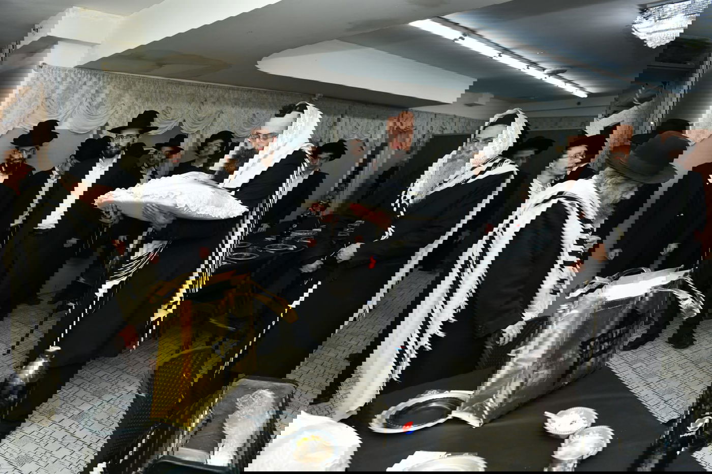 הגר"ד לנדו שימש כסנדק בברית לנין הרב גריינמן