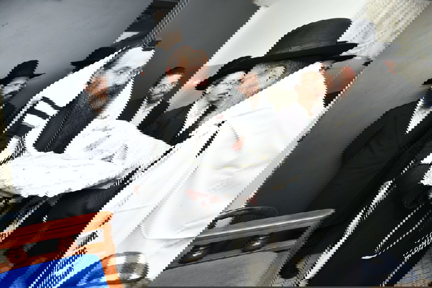 הגר"ד לנדו שימש כסנדק בברית לנין הרב גריינמן