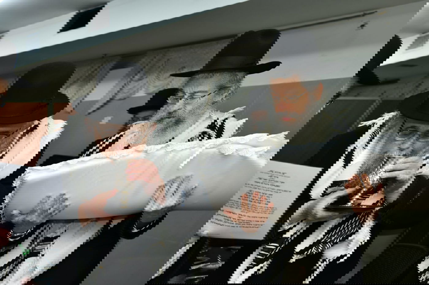 הגר"ד לנדו שימש כסנדק בברית לנין הרב גריינמן