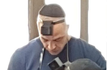 ערבי התחזה ליהודי, החב"דניקים הניחו לו תפילין