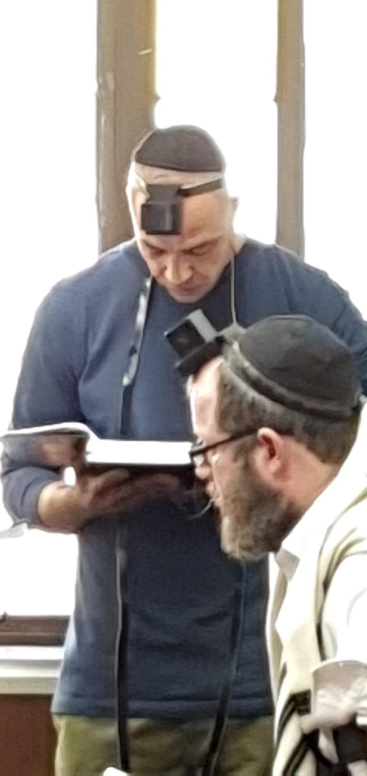 הערבי עם התפילין