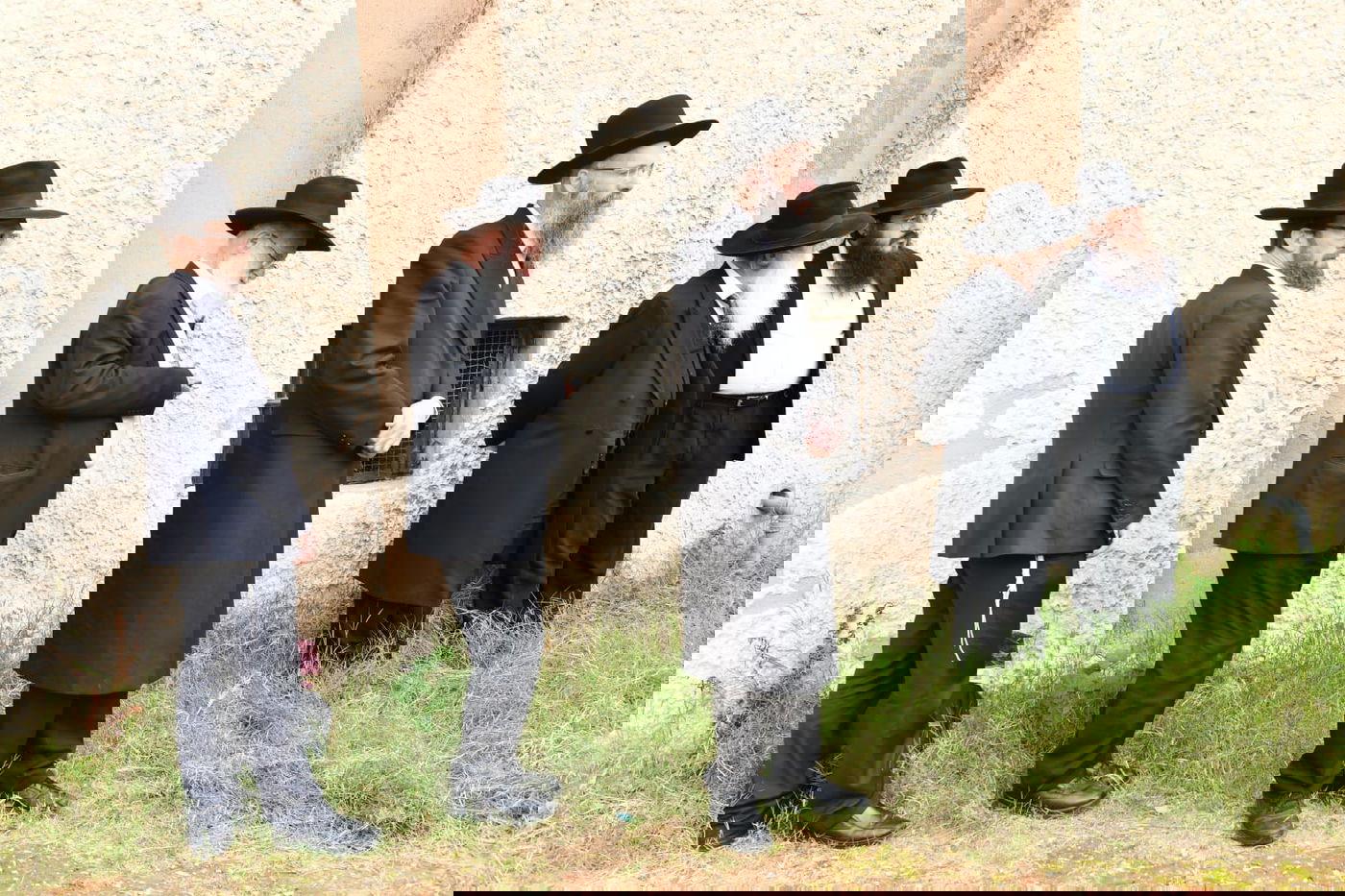 המונים בהלווית 'הצדיק מבני ברק' רבי יצחק גרודז'ינסקי זצ"ל