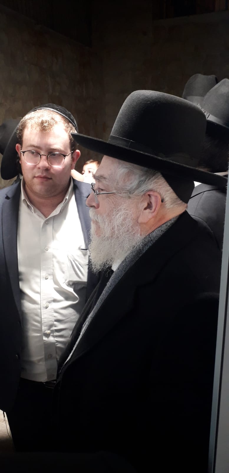 הרב אלישיב חנך בית הוראה על שם אביו