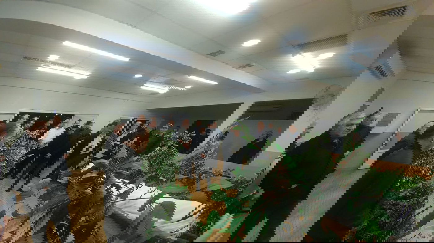 תיעוד מרגש: עשרות בהלוויית אלכסנדר נובודוורצב ז"ל