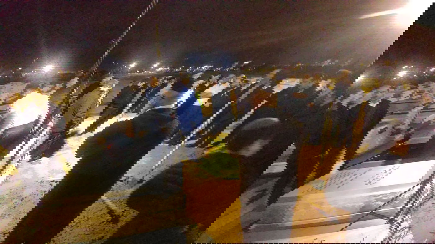 תיעוד מרגש: עשרות בהלוויית אלכסנדר נובודוורצב ז"ל